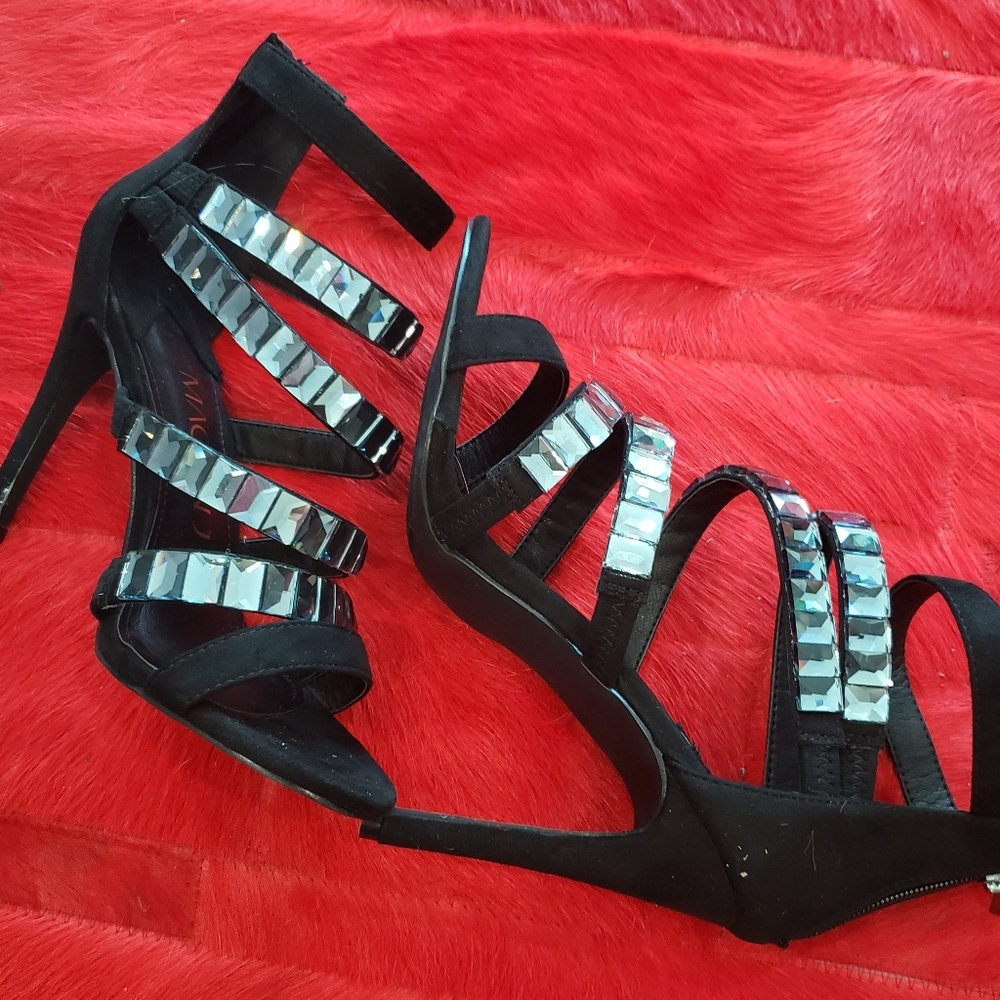 Women's shoes